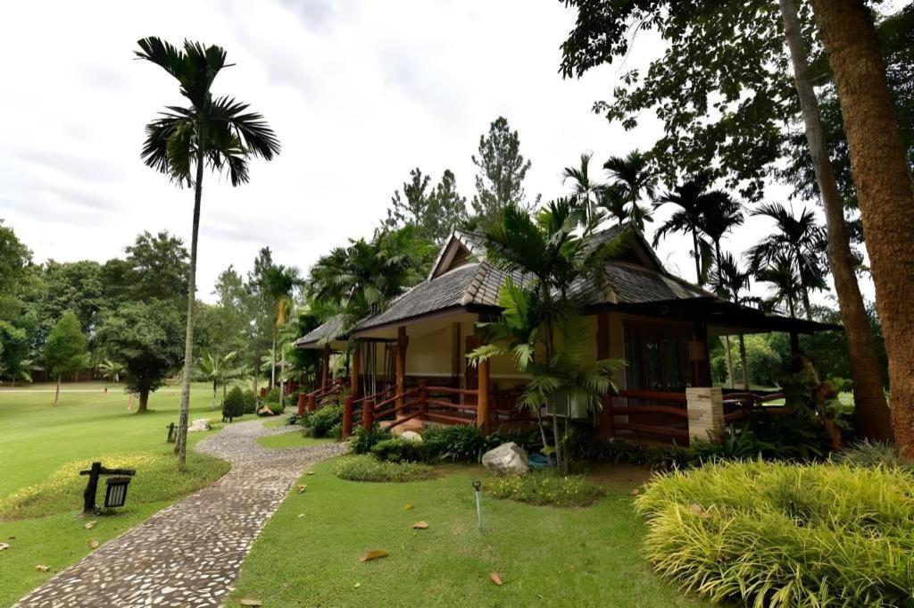 Chiangkham Luang Resort Chiang Dao Exterior foto