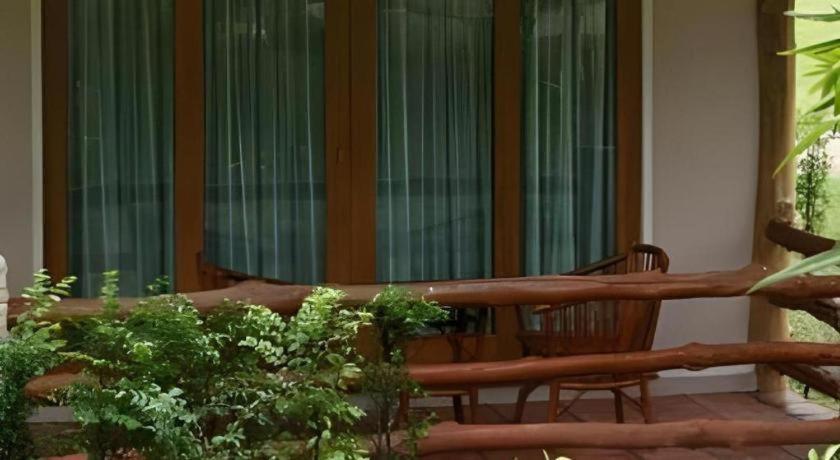 Chiangkham Luang Resort Chiang Dao Exterior foto
