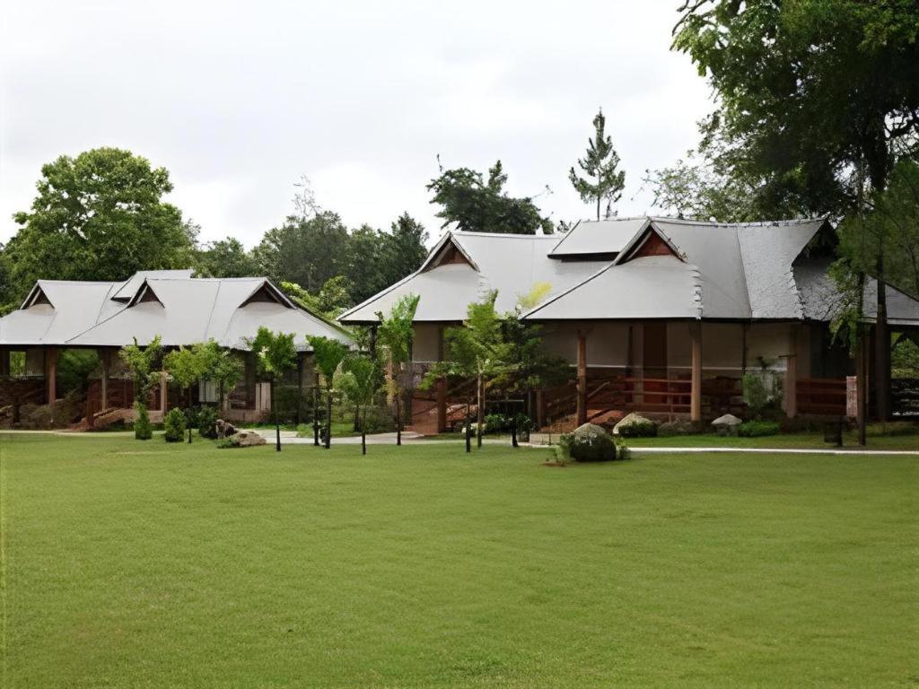 Chiangkham Luang Resort Chiang Dao Exterior foto